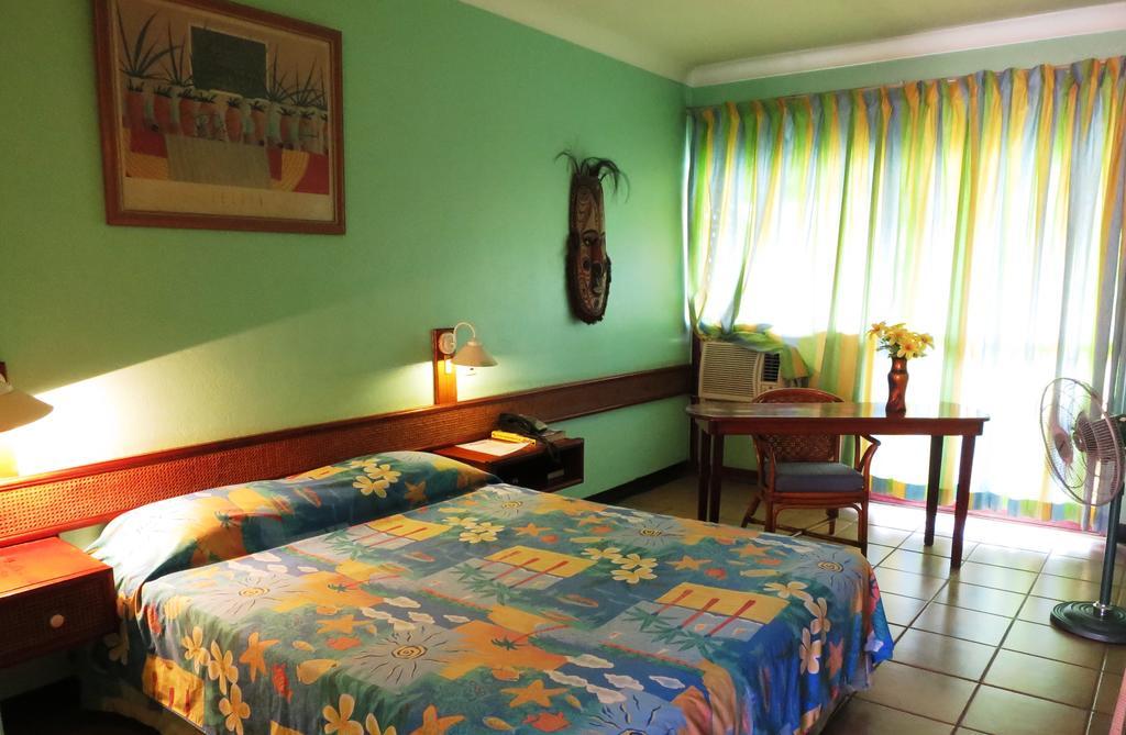 Rabaul Hotel Room photo